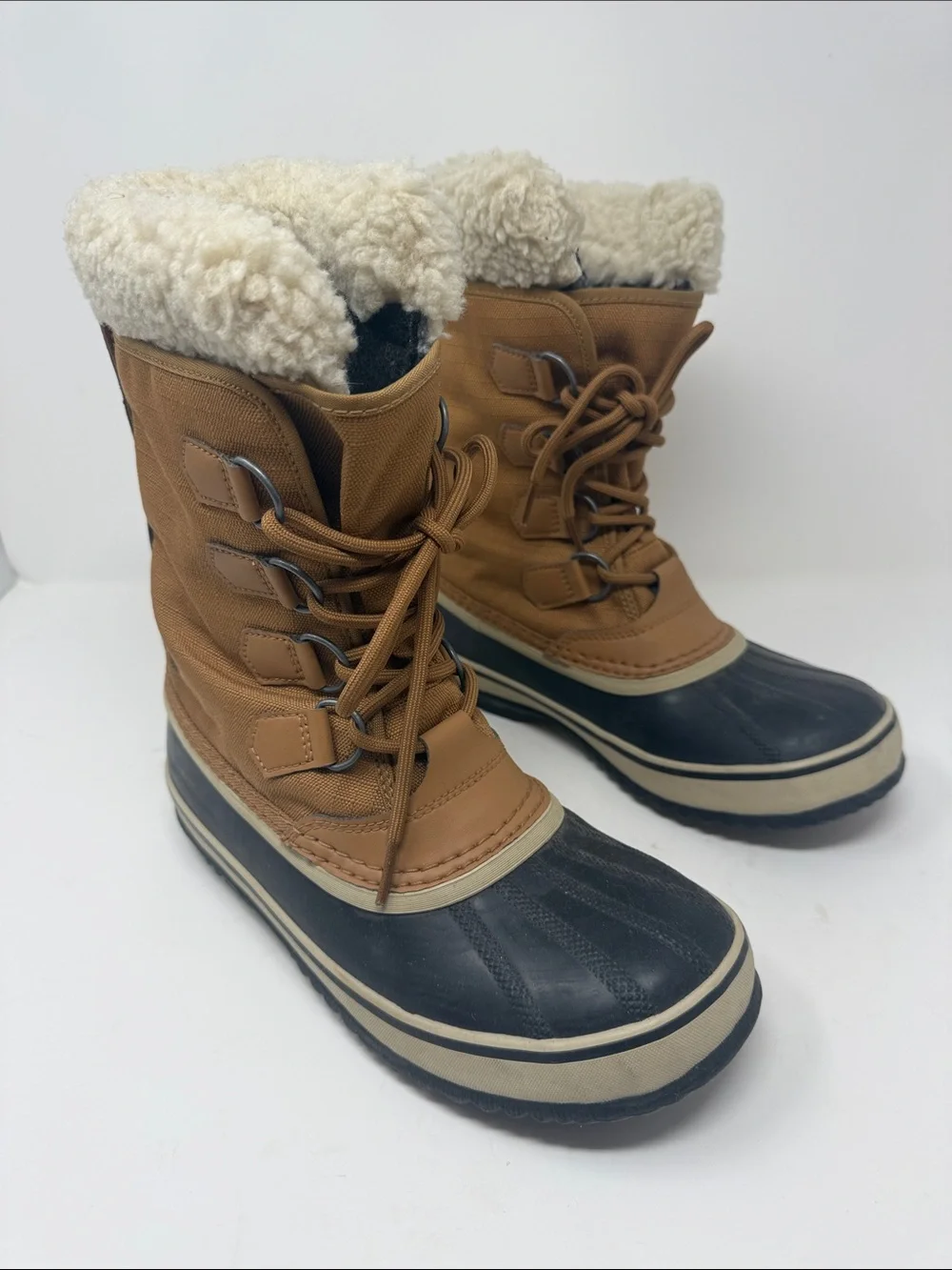 Sorel Caribou Winter Waterproof Boots in Tan and Black - 7.5